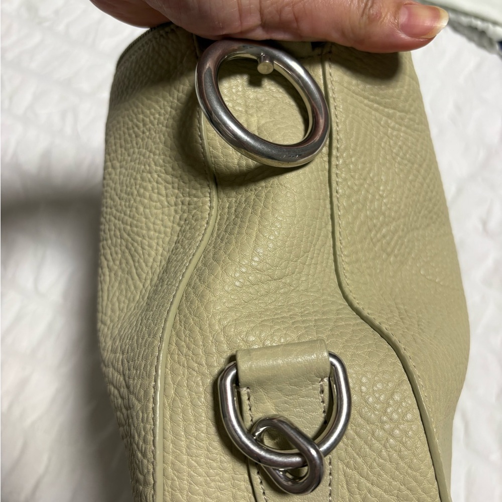 Burberry Light Beige Pebbled Leather Shoulder Bag - Picture 2 of 5